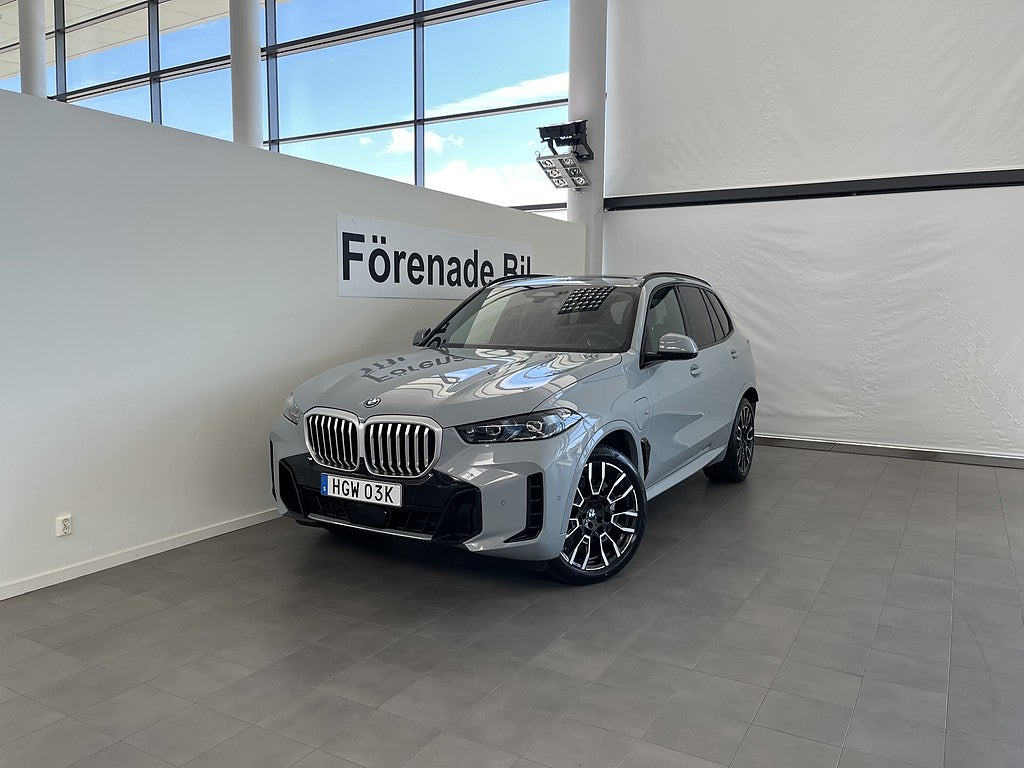 BMW X5 xDrive50e 2,95 ränta M Sport 21" Dragkrok H/K Panorama 