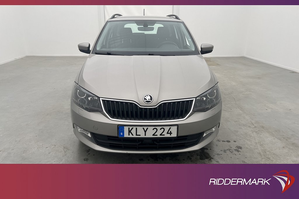 Skoda Fabia Kombi 1.2 TSI 90hk Style Sensorer Farthållare