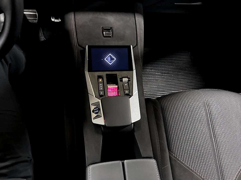 Bild på DS 4 E-Tense Perfomance Line+ PHEV 225hk Aut B-KAMERA NAVI