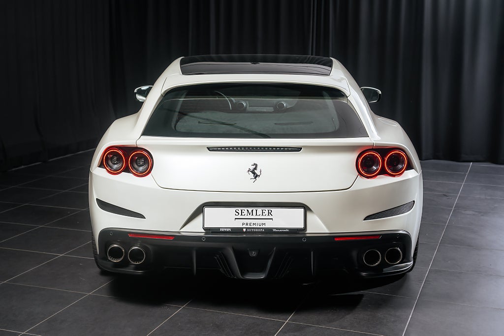 Gallery image 5 of 18