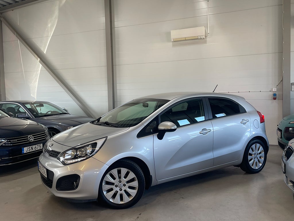 Kia Rio 5-dörrar 1.2 CVVT GLS 2-Ägare Parkeringssensorer