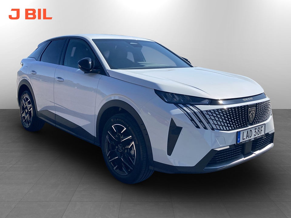 Peugeot 3008 Allure Hybrid 145hk Aut B-KAMERA CARPLAY