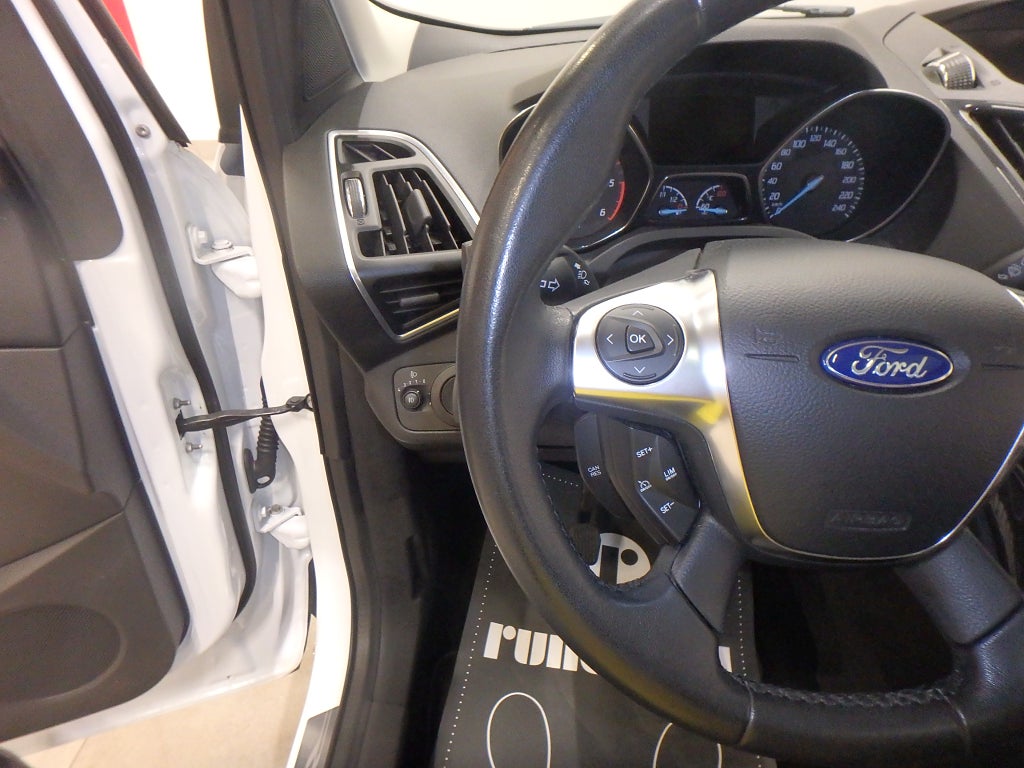 Ford Kuga 2013 - miniatyr 9
