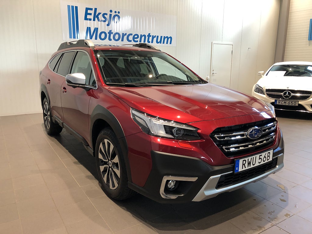 Subaru Outback 2.5 4WD XFuel Lineartronic Touring *Låg Skatt*