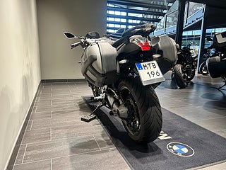 BMW K1300R Slipon/Sidoväskor/Kolfiber BellyPan/4168 mil