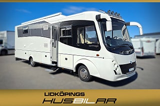 Carthago LINER 82Q PKW Maxutrustad VI TAR INBYTE