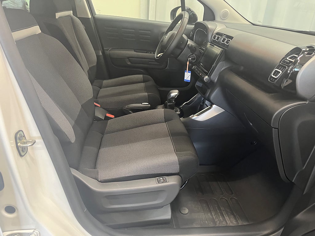 Citroën C3 Aircross Shine 1.2 PureTech 130hk automat thumbnail