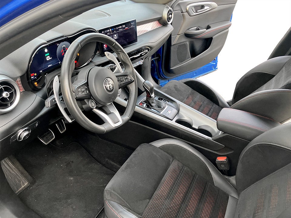 Bild på Alfa Romeo Tonale Edizione Speciale Hybrid 1.5 T TCT 130hk Aut B-KAMERA 