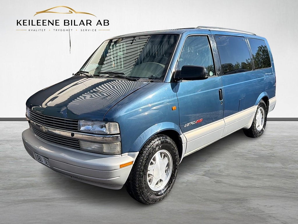 Chevrolet Astro 8-Sits Passenger Van 4.3 V6 AWD Hydra-Matic