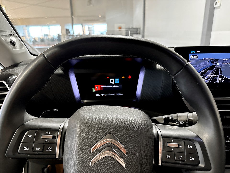 Bild på Citroën C4-X Shine 1.2 PT 130hk Aut B-KAMERA CARPLAY
