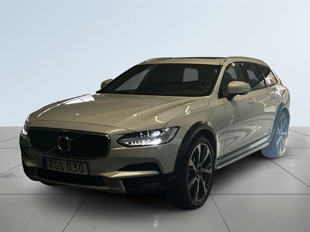 Volvo V90 Cross Country