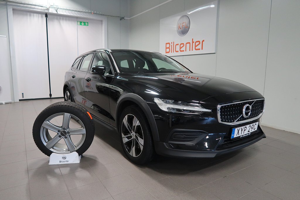 Volvo V60 Cross Country D4 AWD Aut-Drag-Värmare-VOC-SoV 