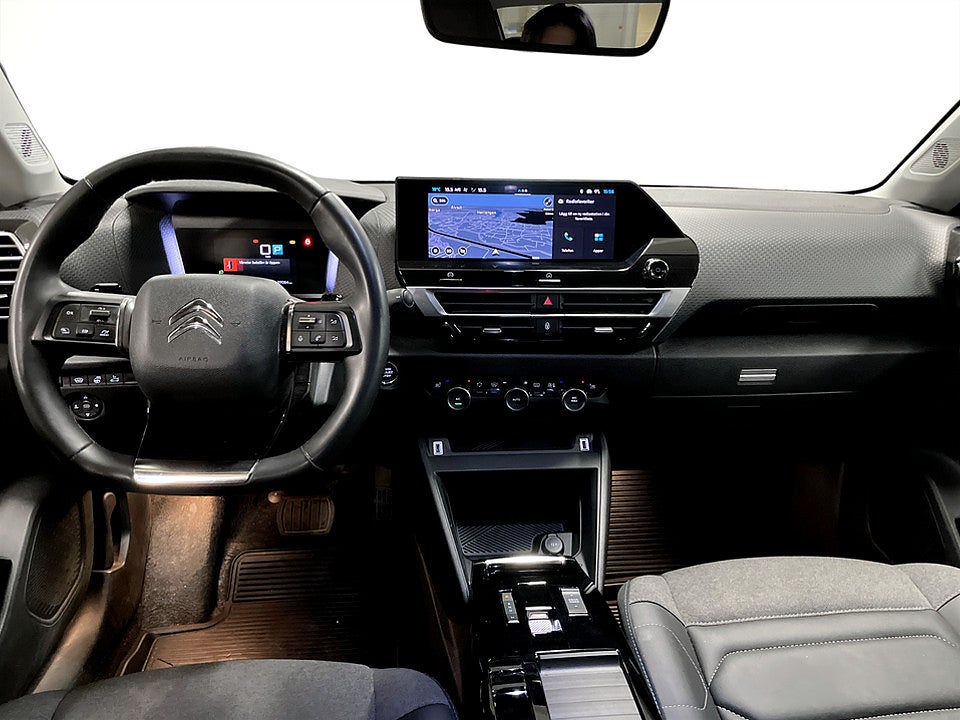 Bild på Citroën C4-X Shine 1.2 PT 130hk Aut B-KAMERA RATTVÄRME