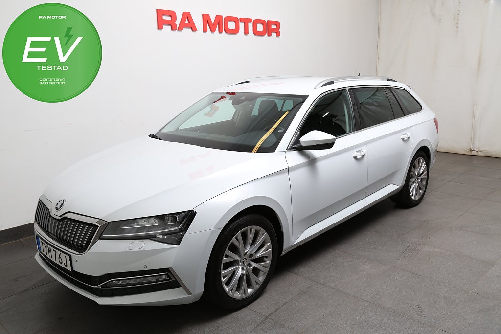 Skoda Superb iV Kombi 1,4 Plug-in Hybrid Style Navi Drag