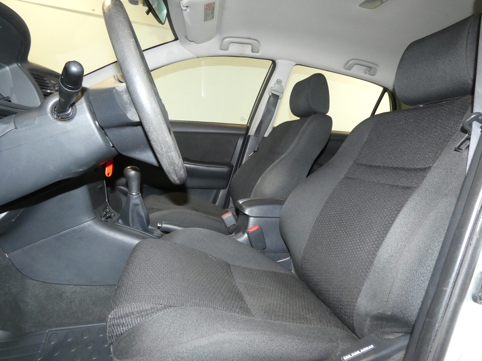 Toyota Corolla 2005, kuva 4/34