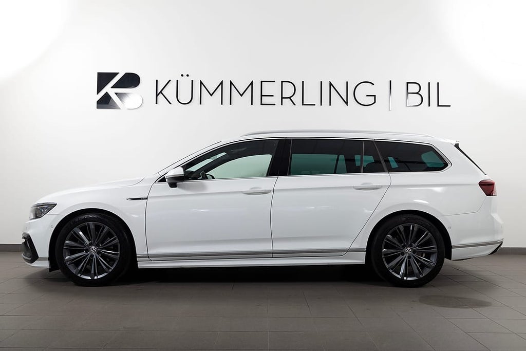 Volkswagen Passat 2.0 4M DSG R-Line /Cockpit/Dragkrok/P-v...