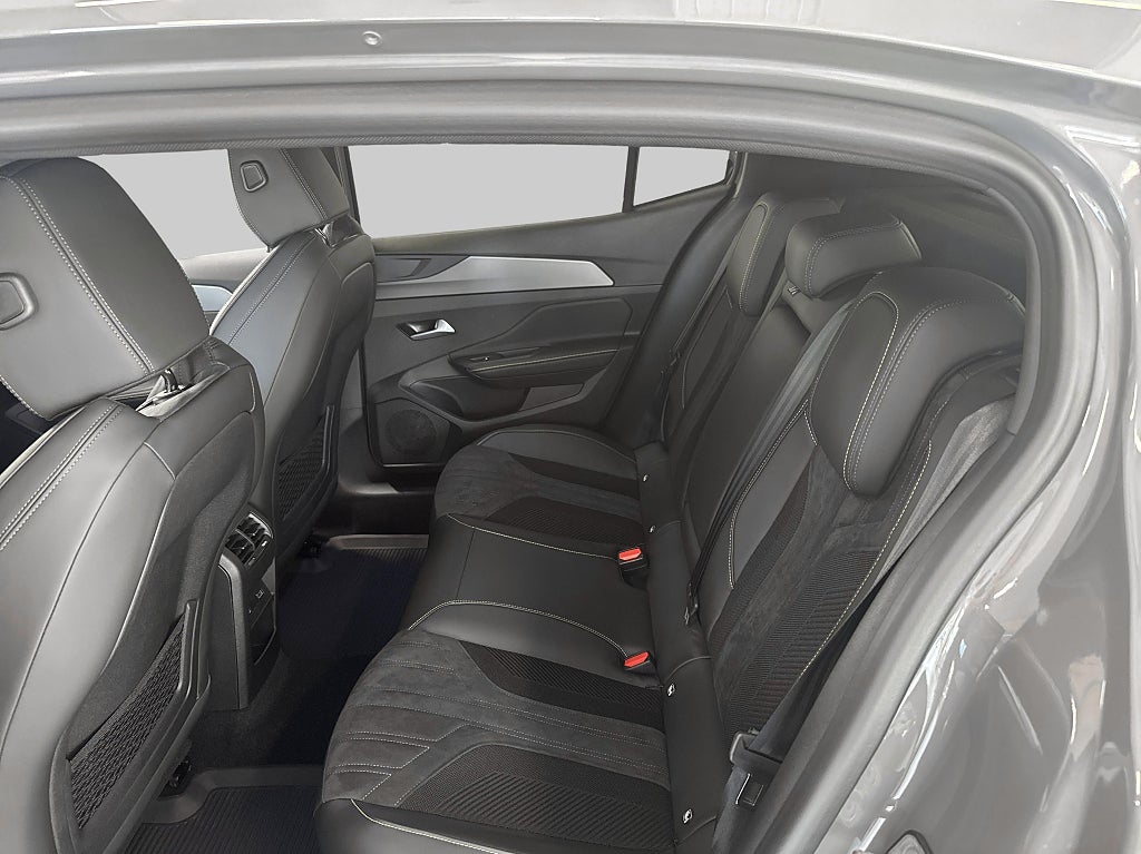 Peugeot 408 Hybrid 145 1.2 PureTech 145 e-DSC Euro 6 – bild 9