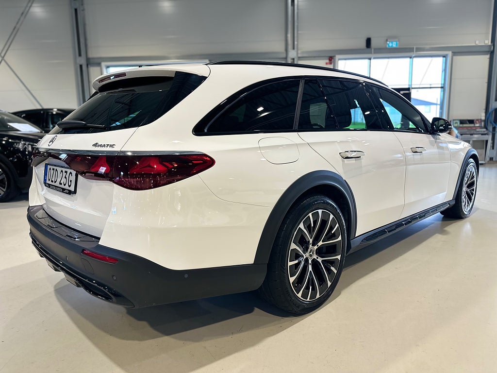 Mercedes-Benz E 2024 - miniatyr 4