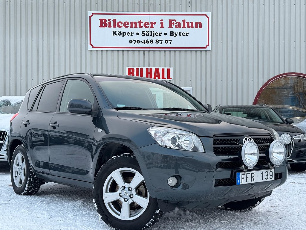 Toyota RAV4 2.0 VVT-i 4x4 Euro 4 Dragkrok Motorvärmare (kupéuttag)