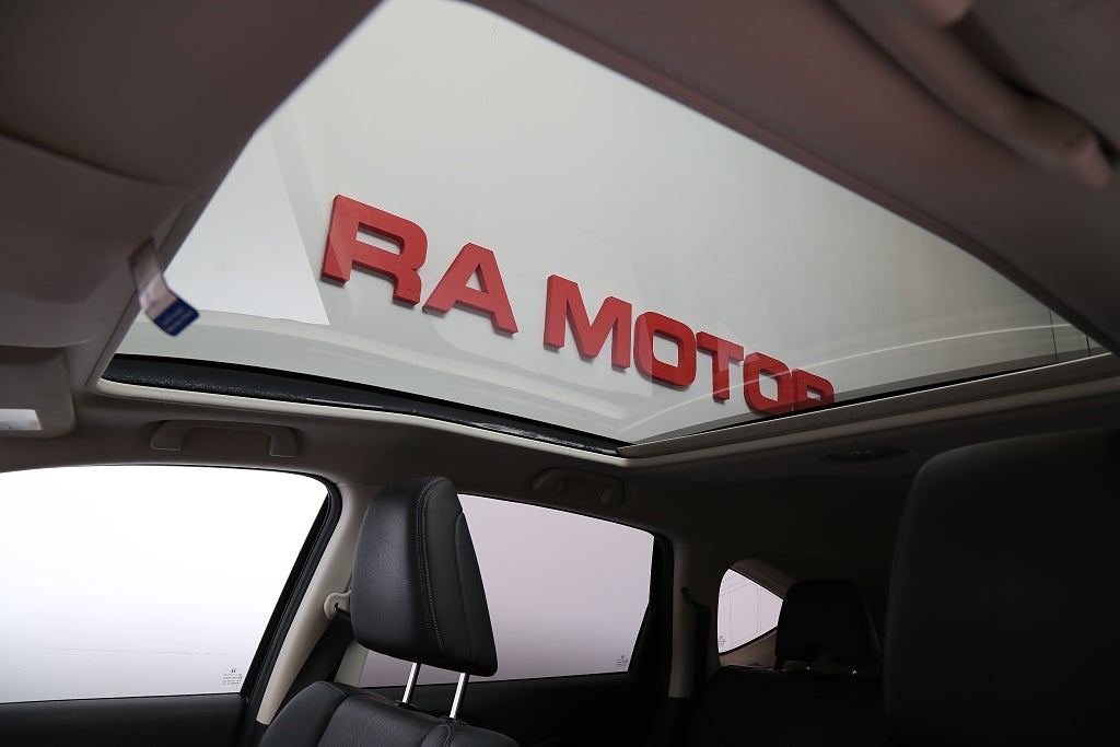 Honda CR-V 2,0 i-VTEC Executive Navi AWD Aut 1ägare Motorv Drag 2014