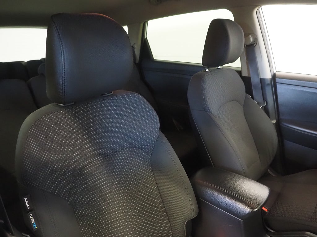 Kia Carens 1.7 CRDi 141hk DCT GLS AUT | 7-Sits | Dragkrok | 2016