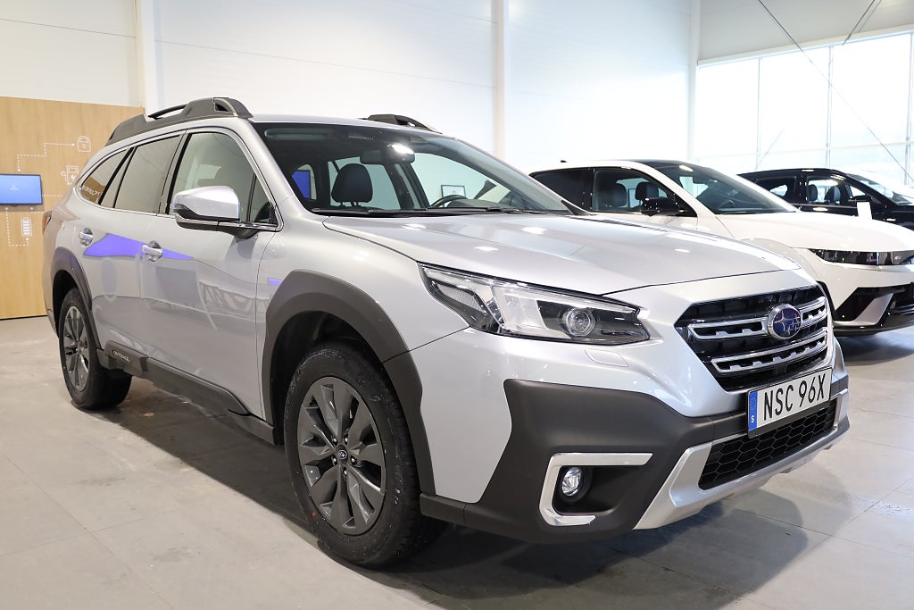 Subaru Outback 2,5 169hk XFuel Limited AWD Aut Navi Kamera Läder Drag 2023