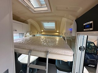 Husbil-halvintegrerad Wingamm Oasi 690 TWIN 140HK AUT 21 av 24