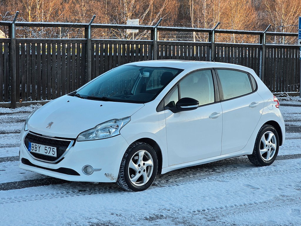 Peugeot 208 5-dörrar 1.2 VTi NY BESIKTAD