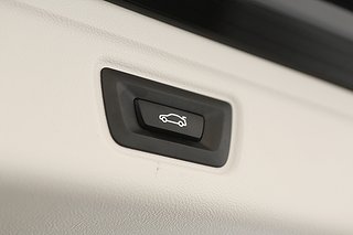 Kombi BMW 330e 24 av 24