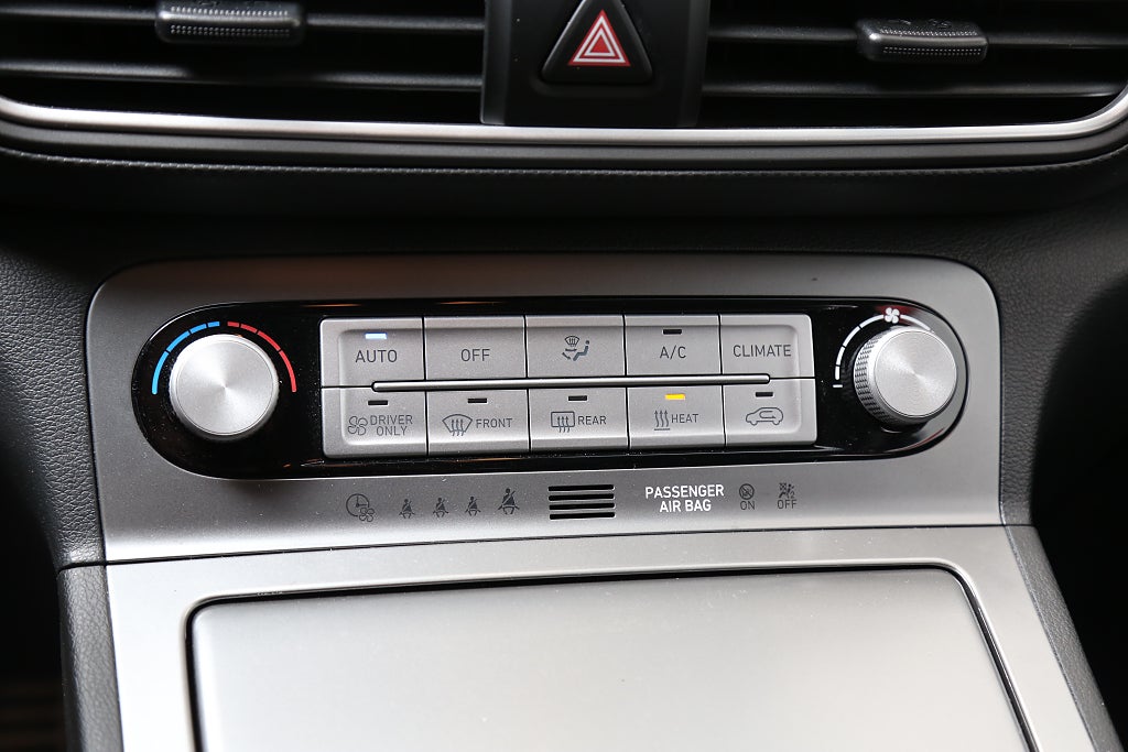 Hyundai Kona Electric 64 kWh Premium 204hk 1ägare I Nytt EV-batteri 2019