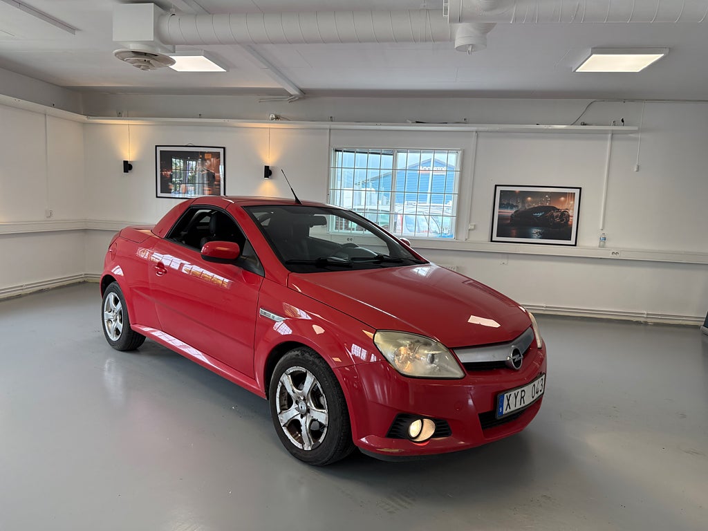 Opel Tigra  1.4 Twinport cabriolet ** Ny Besiktigad  **
