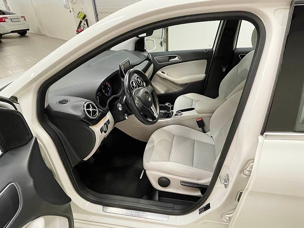 Mercedes-Benz B 180 CDI 109Hk