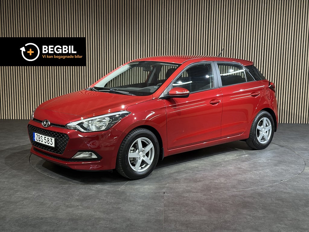 Hyundai i20 1.4 Automat Premium / Nyservad / Nybesiktigad / 0,48L/M