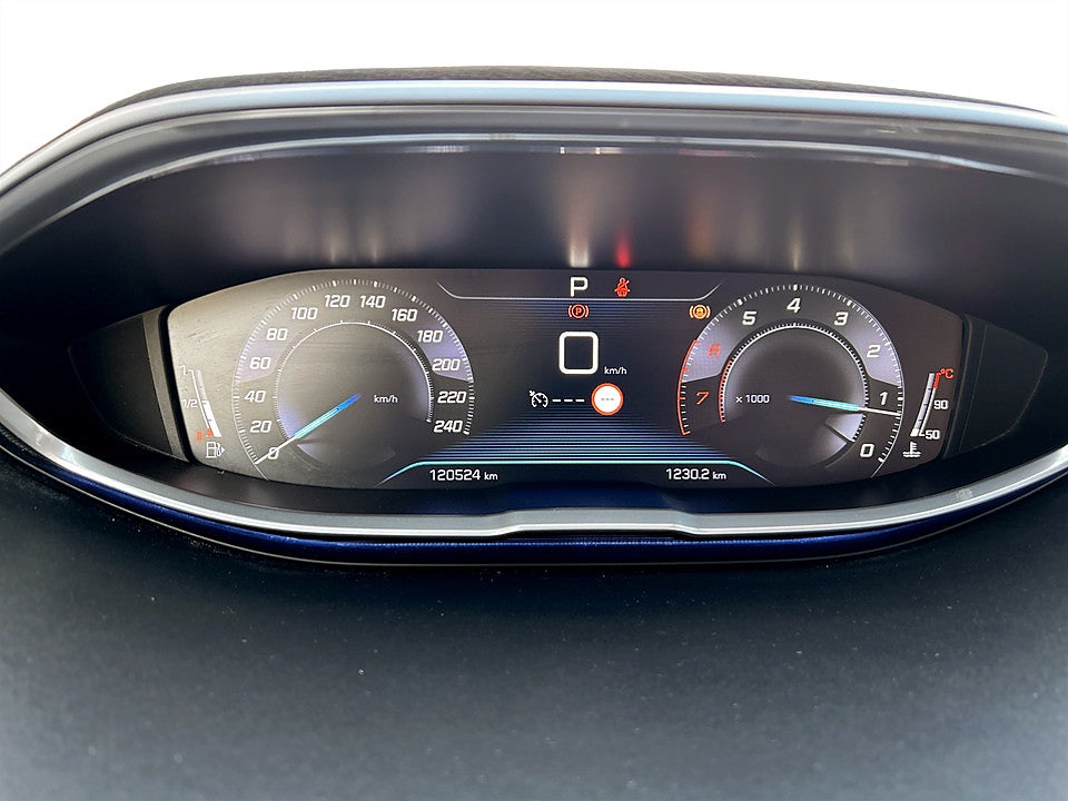 Bild på Peugeot 5008 Active 1.2 PT 130hk Aut - VÄRMARE, DRAG