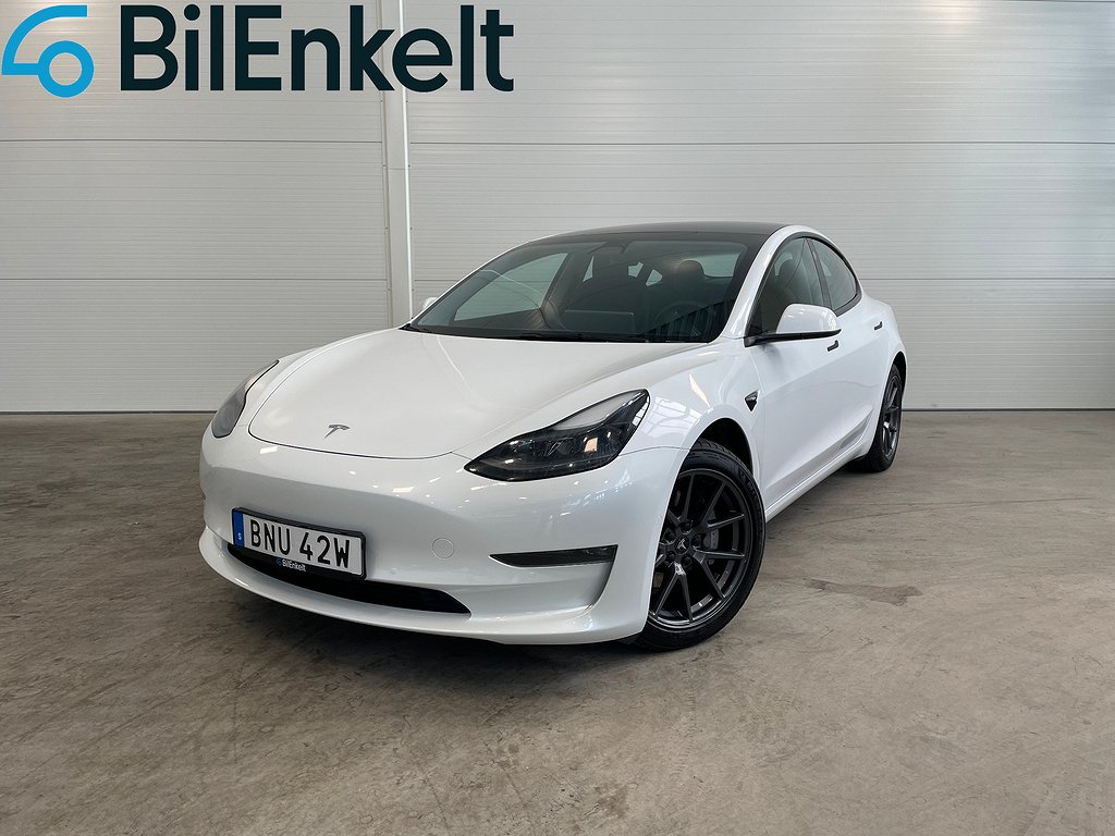 Tesla Model 3 Long Range AWD Refresh Premium Rattvärme Pano 2021 440hk