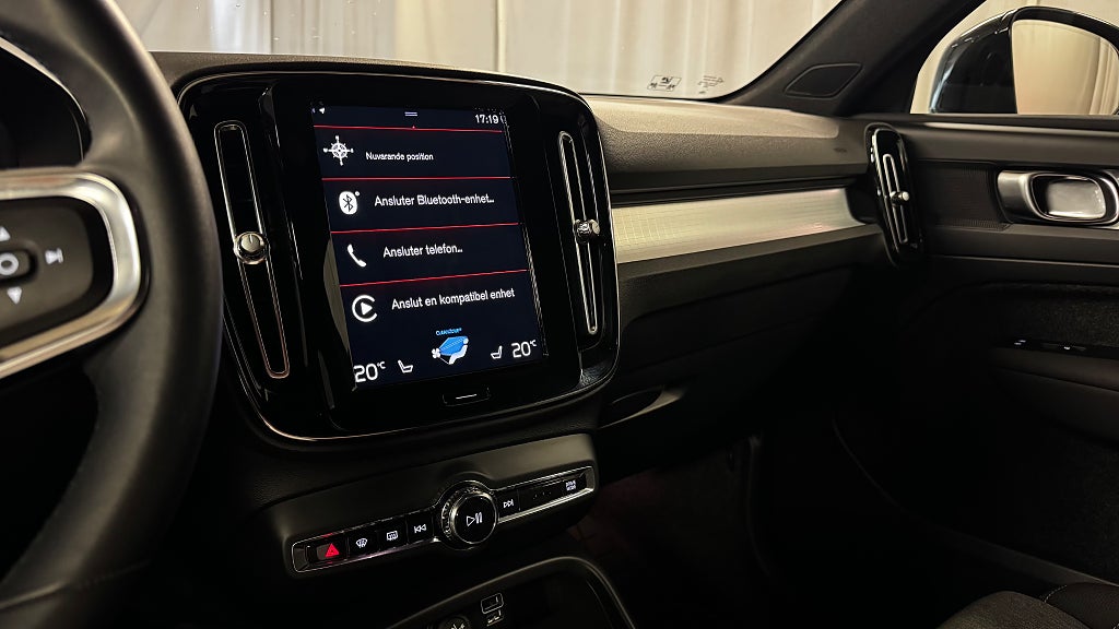 Volvo XC40 Recharge T4 211hk Plus Dark Drag 360-Kamera Elstolar bild 18