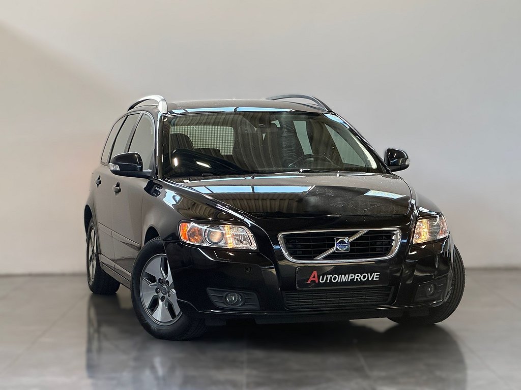 Volvo V50 1.6D 109HK MOMENTUM NYBESS FULLSERV 5-VÄXLAD DRAG