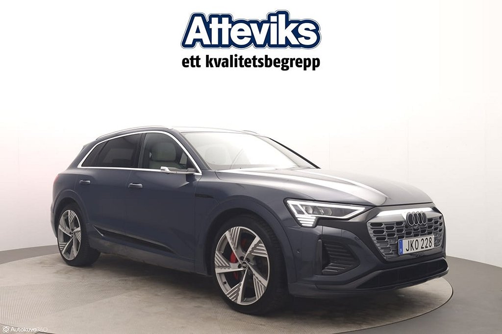 Audi Q8 55 e-tron quattro S LINE 300,00 KW