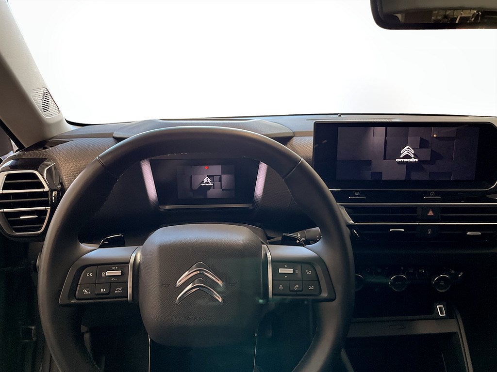 Bild på Citroën C4 Shine 1.2 PT 130hk Aut - B-KAMERA, CARPLAY, NAVI