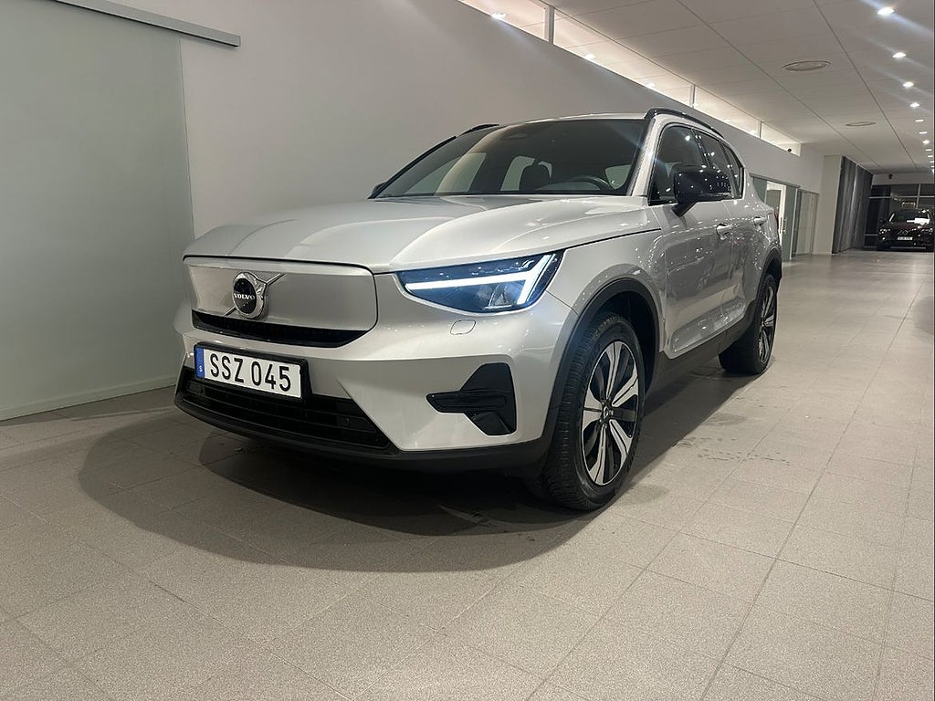 Volvo XC40 Recharge Single Motor Core Edition / 2,95%* / Navigation / Backk