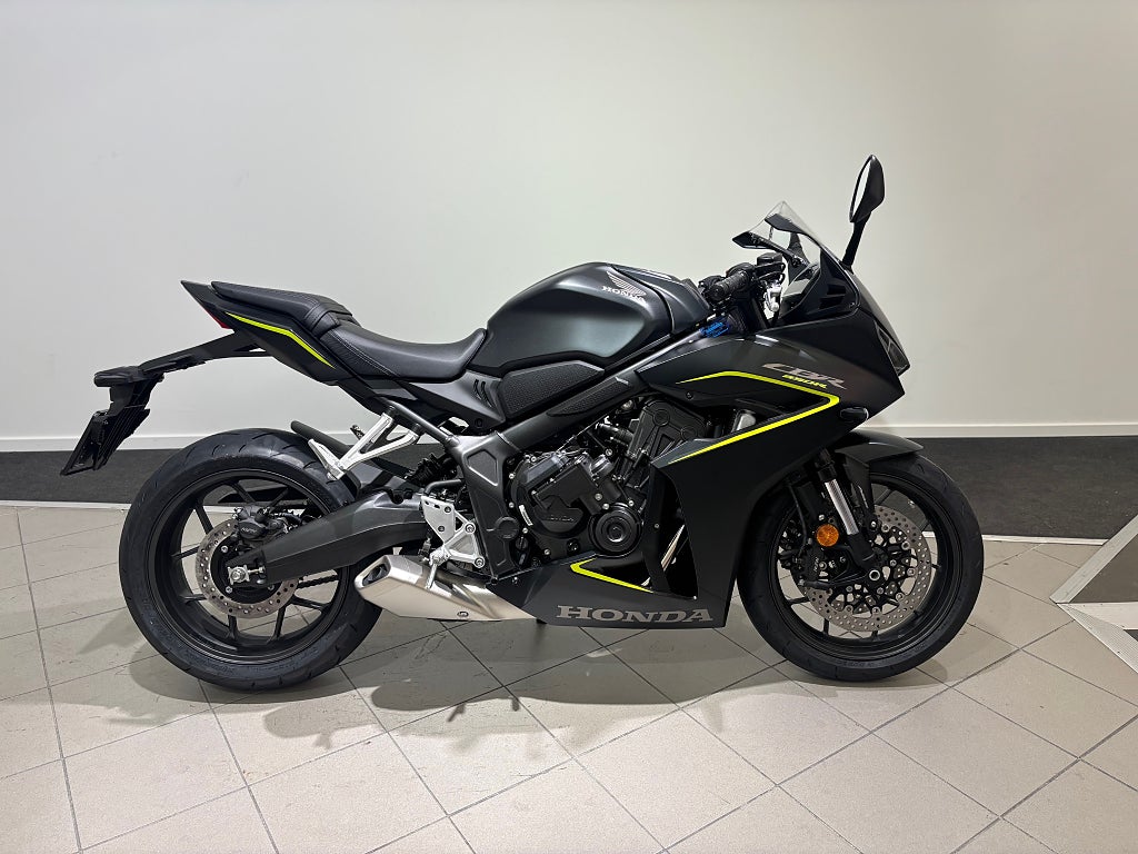 Honda CBR650R  E-Clutch 5 Års garanti