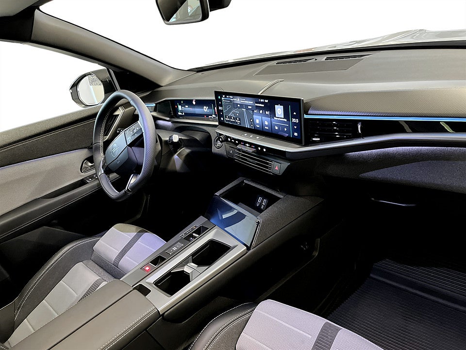 Bild på Opel Grandland GS Hybrid 1.2 Turbo 145hk Aut B-KAMERA NAVI