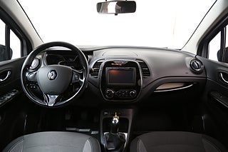 SUV Renault Captur 17 av 23