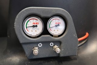 Husbil-integrerad Adria Sonic 700 ST 31 av 34