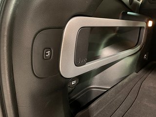 SUV Jeep Cherokee 7 av 20
