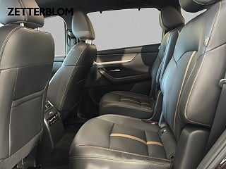 SUV Mazda CX-80 9 av 15