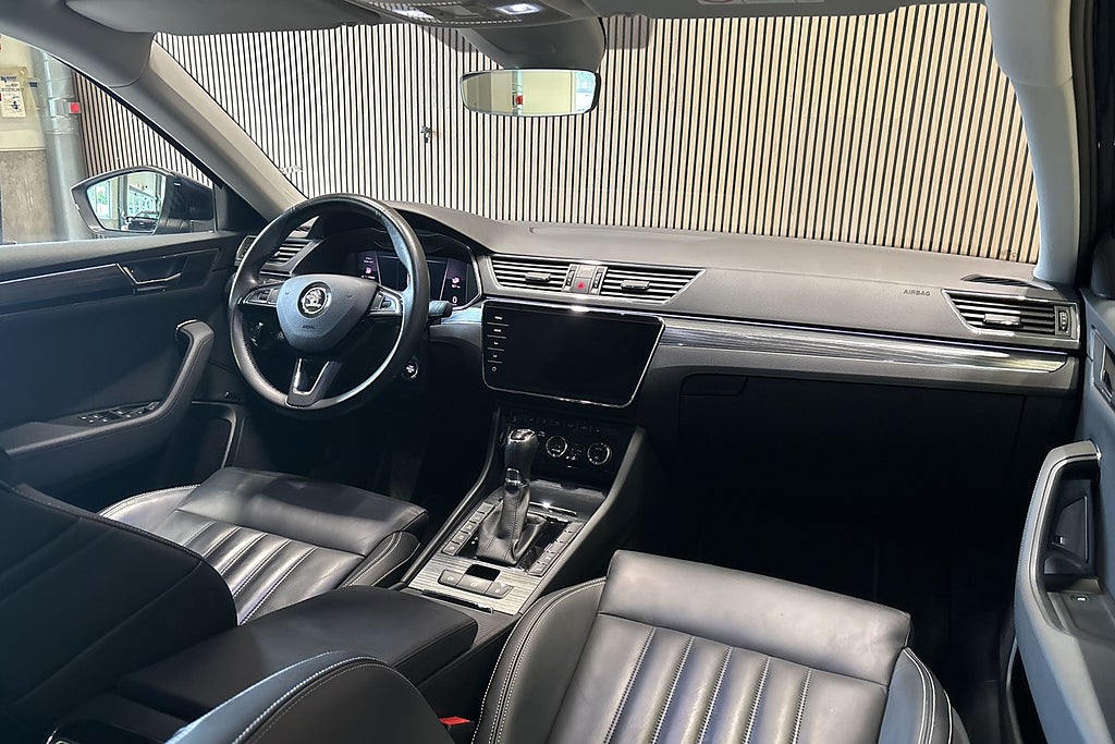Skoda Superb iV Kombi 1.4 TSI iV Business Edition