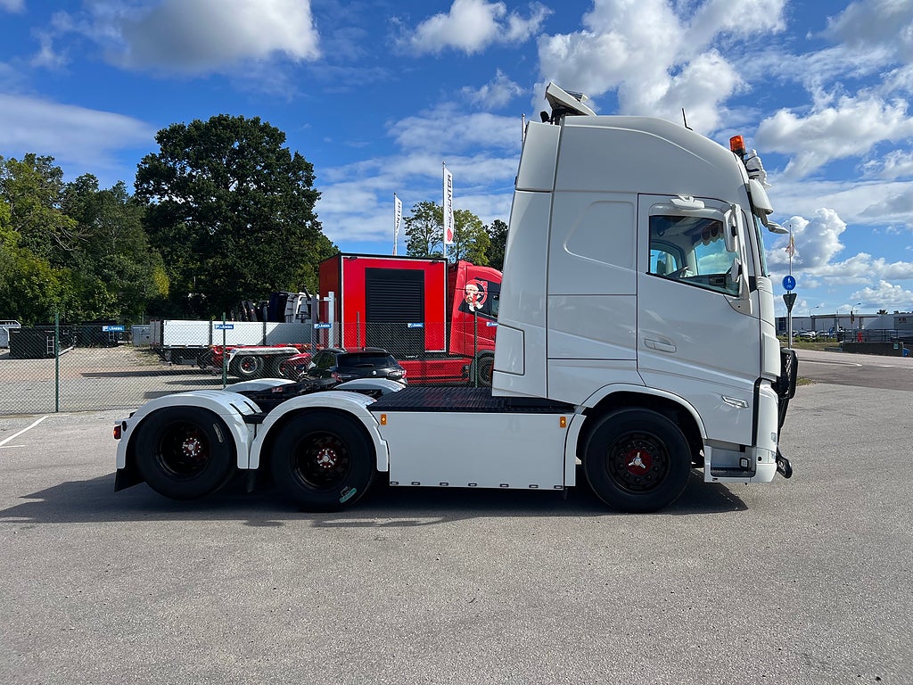 Volvo FH13 500 6x2 Dragbil med Hydraulik, Klädd hytt mm