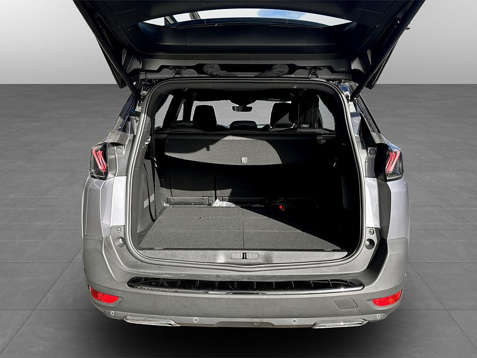 Bild på Peugeot 5008 GT Black Pack 1.2 PT 130hk Aut 7-SITS B-KAMERA CARPLAY