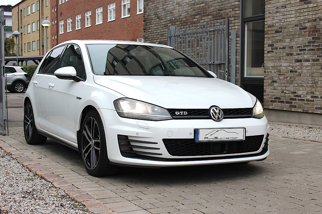 Volkswagen Golf GTD 2.0 TDI Eu6 / Sv-såld / Apple CarPlay